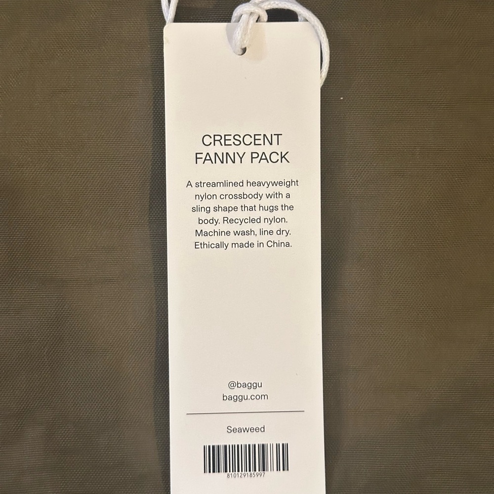 New! BAGGU Crescent Fanny Pack / sling bag in seaweed - new with tags! - Picture 6 of 16